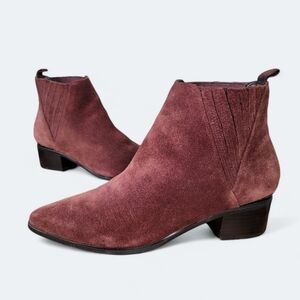 Guess Suede Western Ankle Boots Slip on Pointed Toe Size 6.5